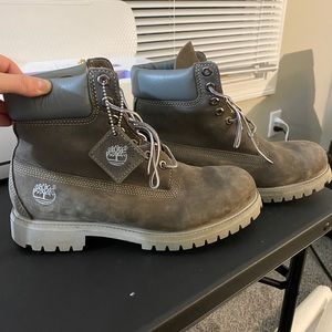 Size 10 men’s Timberland boots